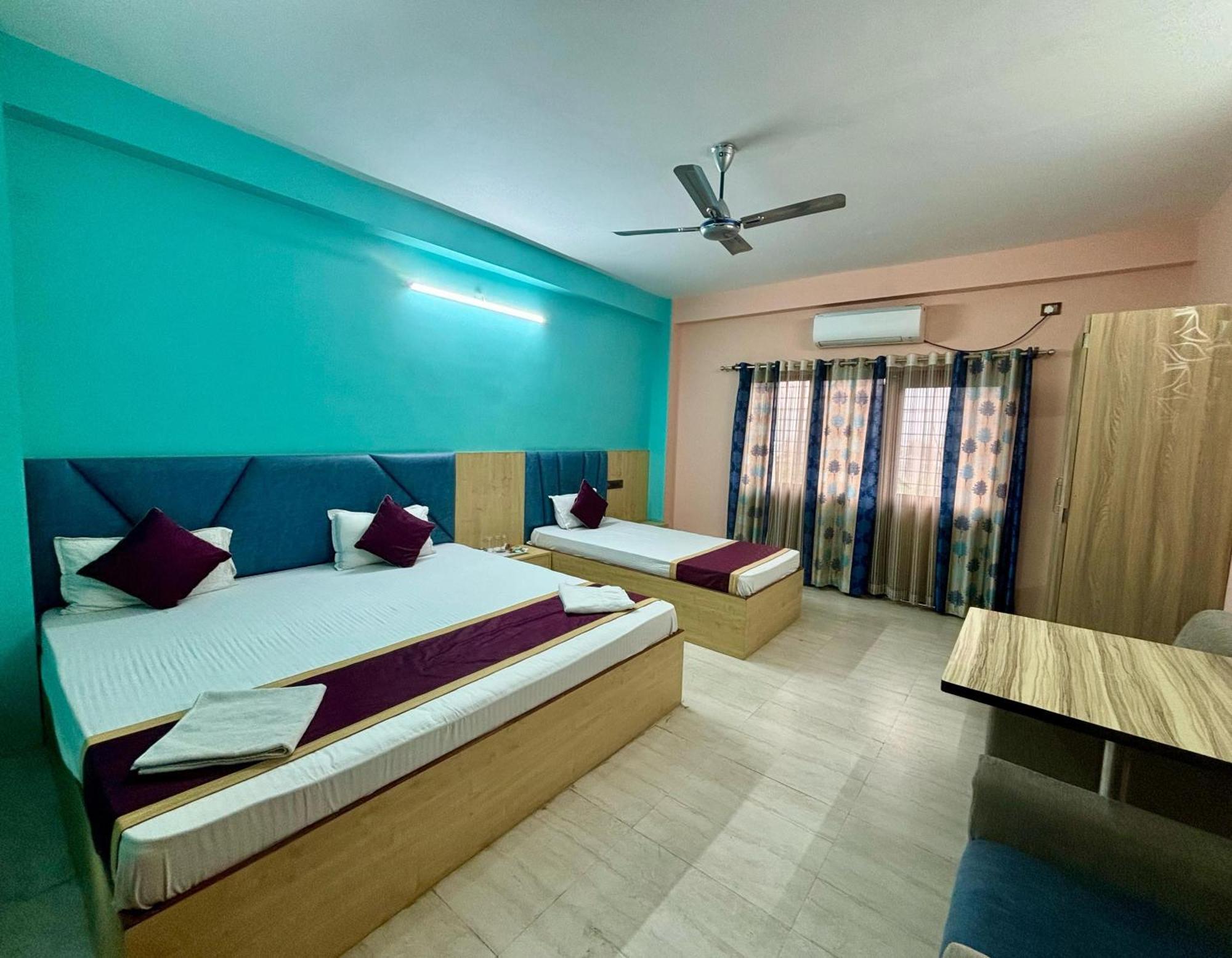Krishna Shree Guest House Guwahati Exteriör bild