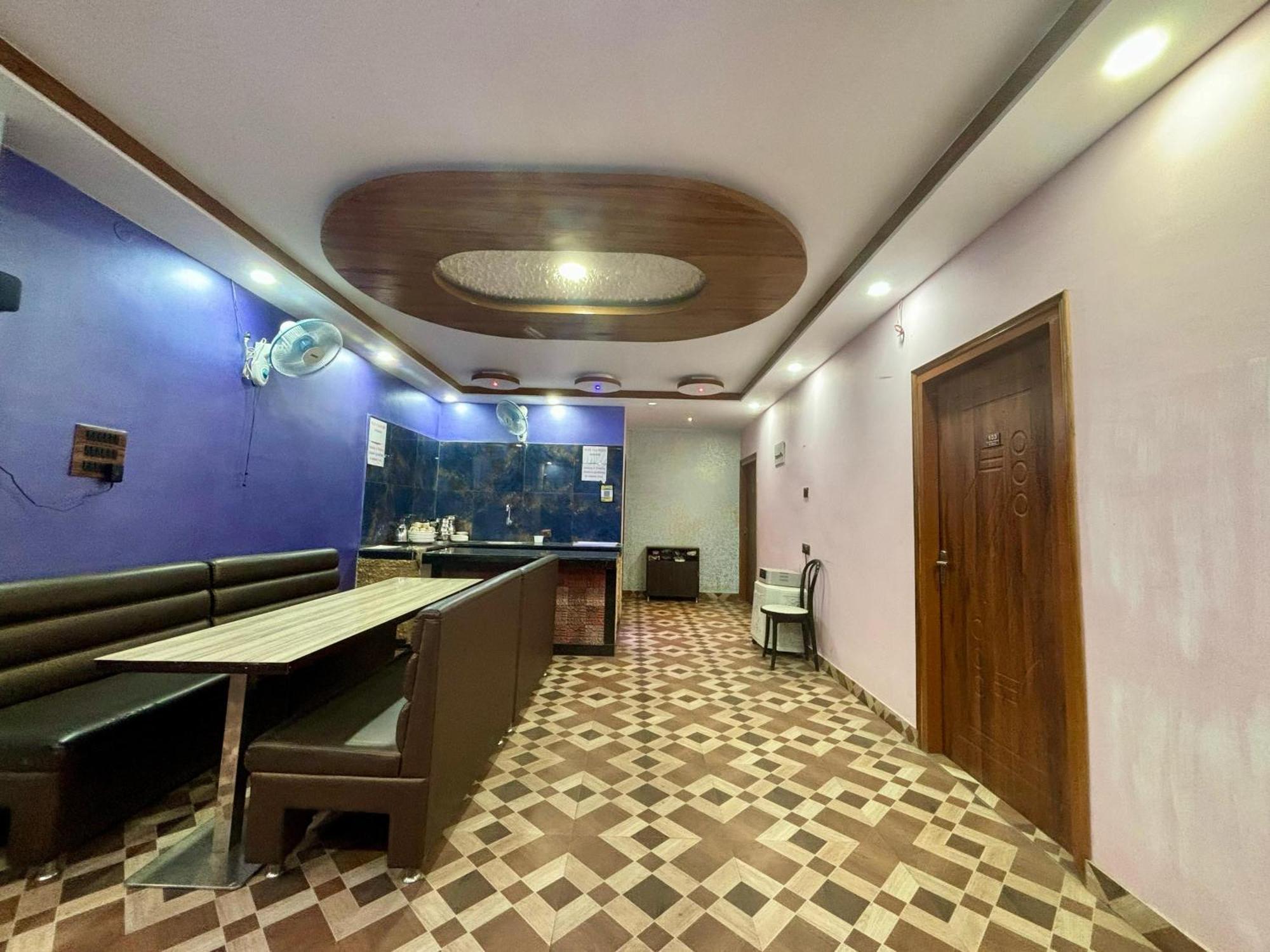 Krishna Shree Guest House Guwahati Exteriör bild