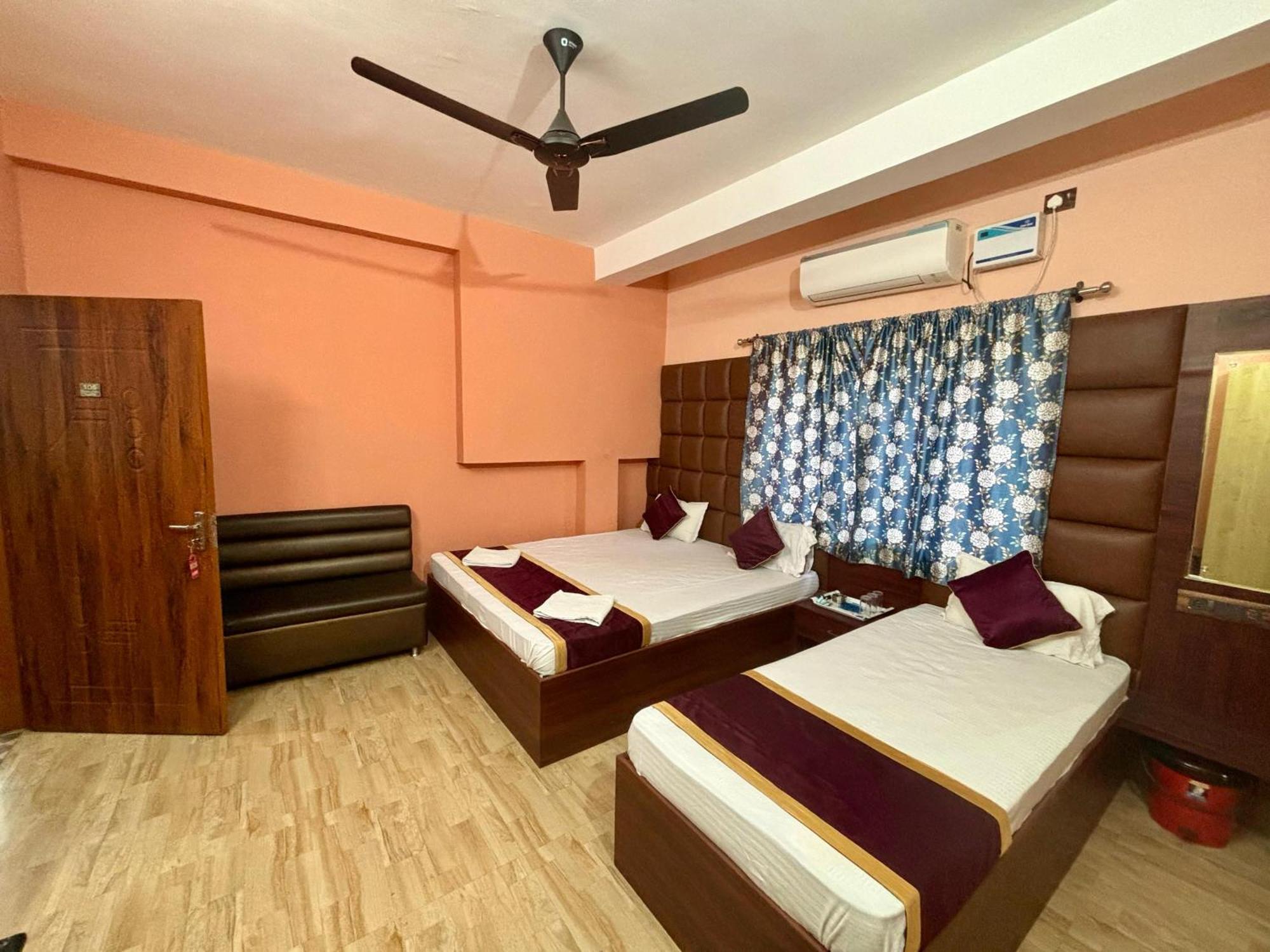 Krishna Shree Guest House Guwahati Exteriör bild