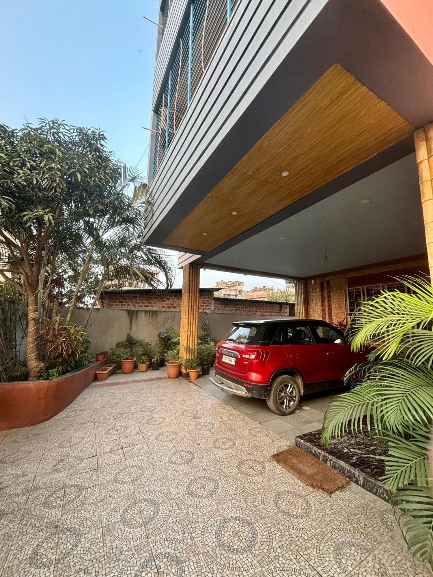 Krishna Shree Guest House Guwahati Exteriör bild