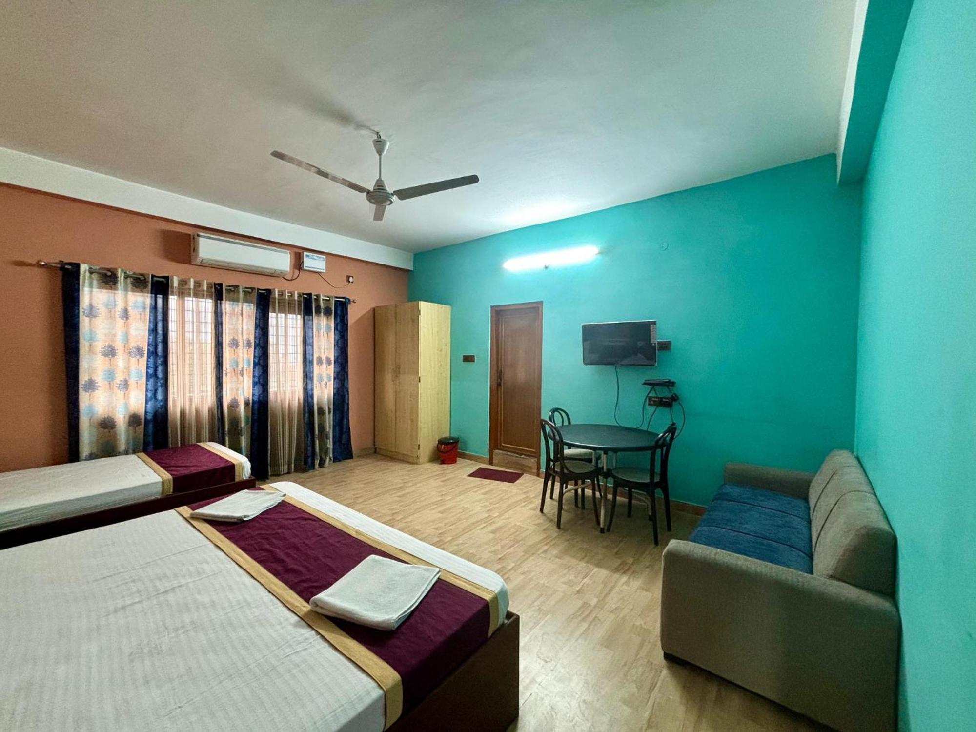 Krishna Shree Guest House Guwahati Exteriör bild